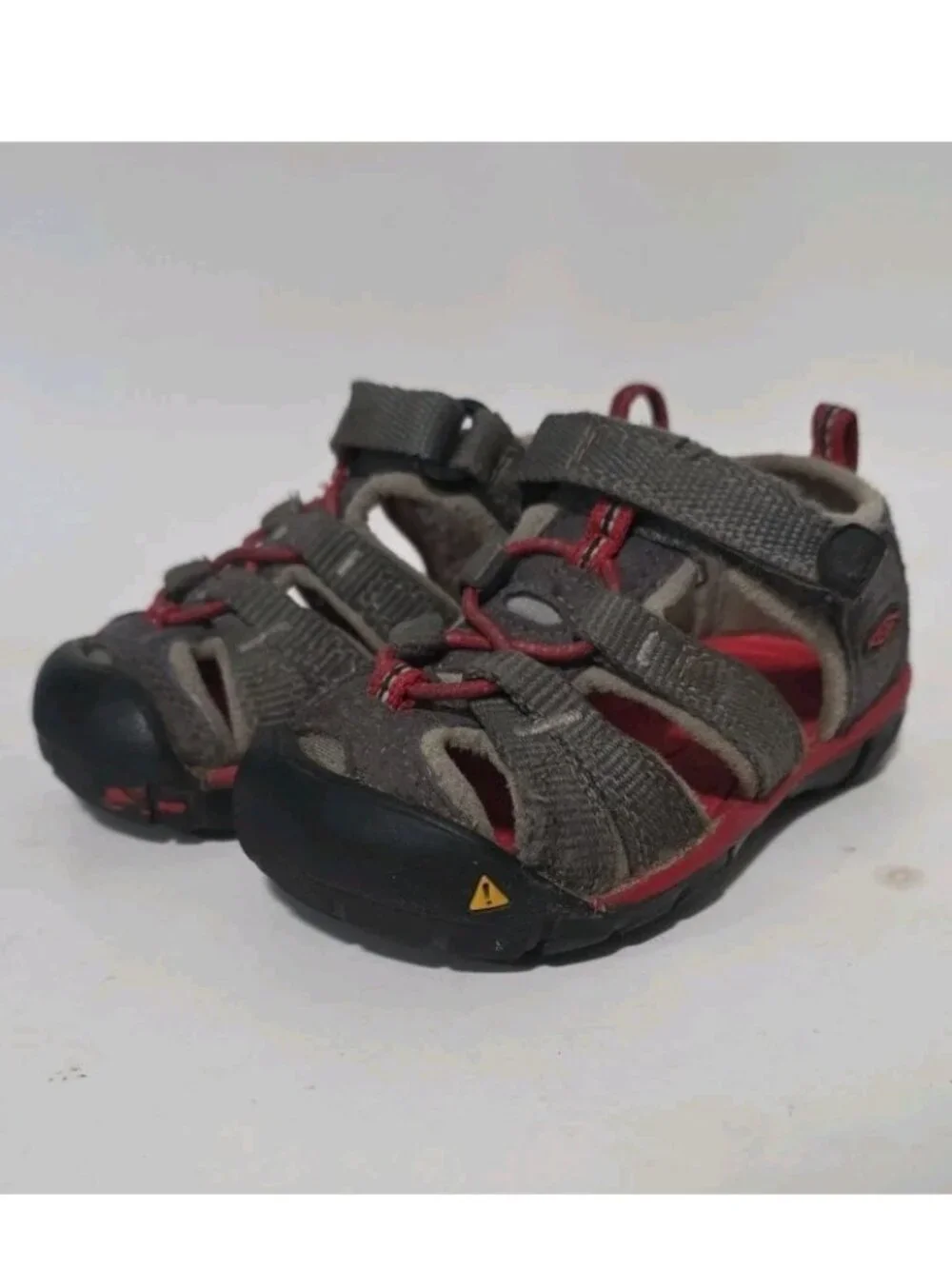 Keen Seacamp II CNX Toddler Boys Sandals Size 5 Shoes Grey Red Hiking Camping